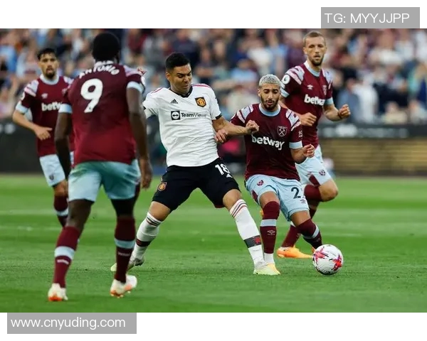 新曼联四连败濒临崩溃辛迪恩遭到球迷猛烈呼喊下课要求